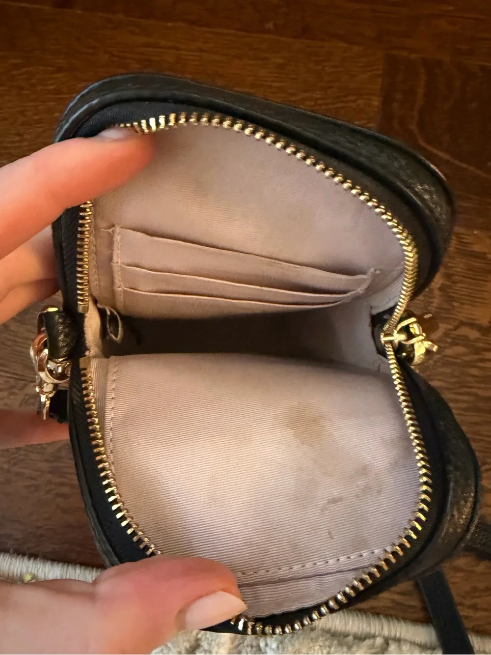 Kate Spade Carlyle Pebbled Leather North/South Phone Crossbody Handbags